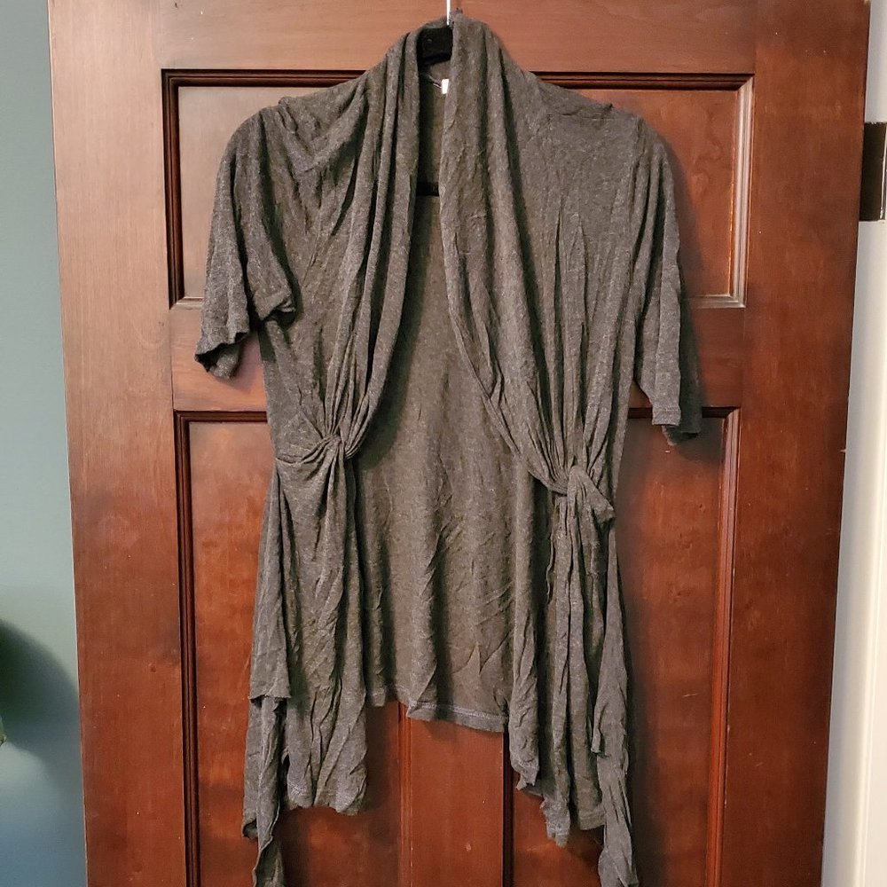 Splendid grey drapey cardigan - size M